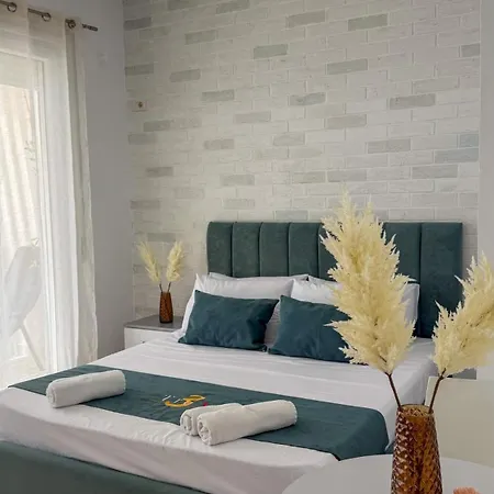 Apartment Trea - Aron Rooftop Jacuzzi