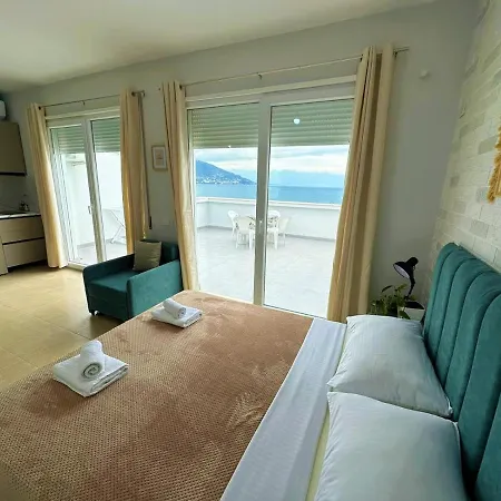 Trea - Roof On Apartman Vlora