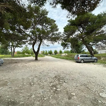 Trea - Roof On * Vlora