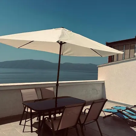 Appartement Trea - Roof On *