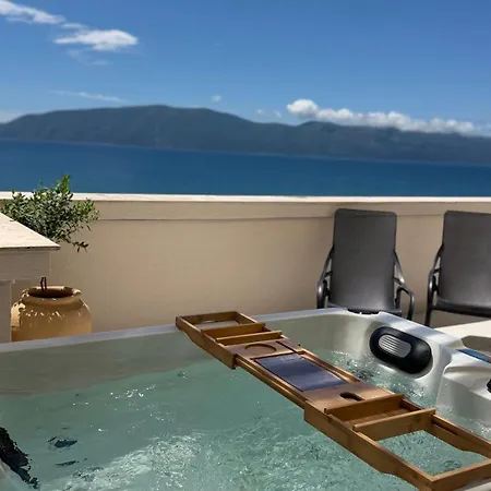 Appartement Trea Aron Rooftop Jacuzzi Apartment *
