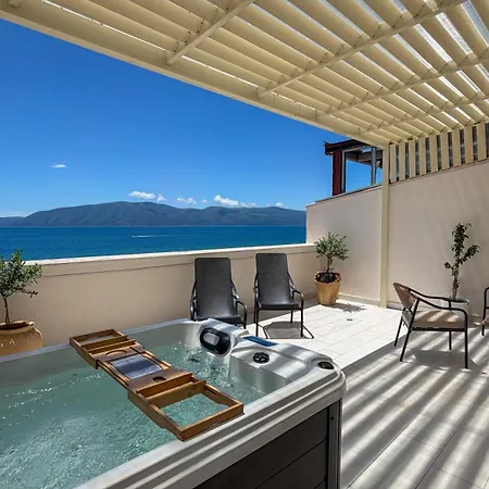 Trea Aron Rooftop Jacuzzi Apartment Appartement Vlorë