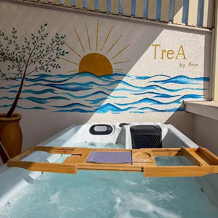 Trea Aron Rooftop Jacuzzi Apartment * Avlonya